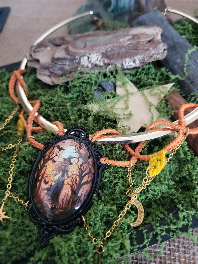 Talisman Samhain : La Gardienne des Ombres d'Or