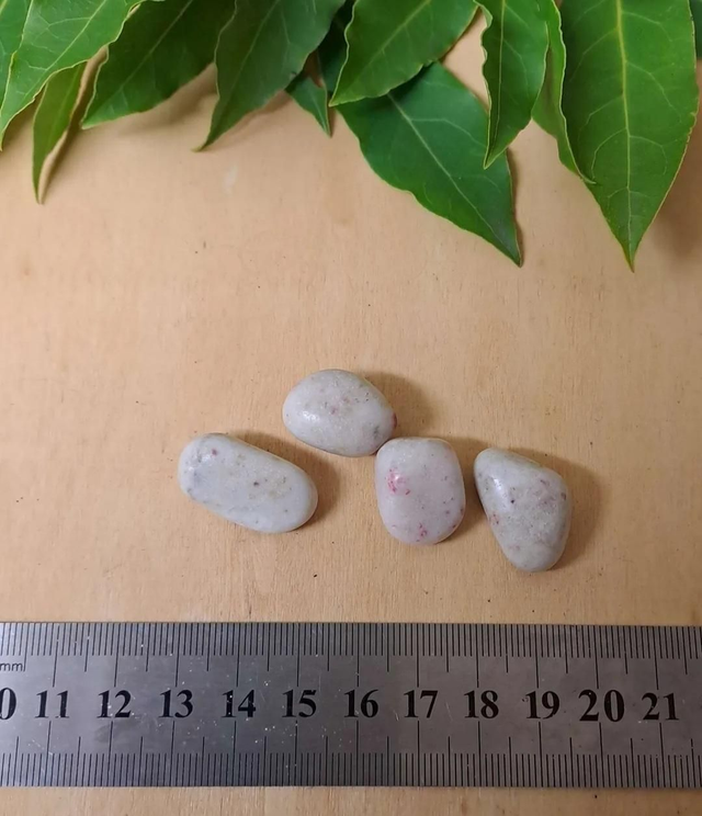 CINNABARITE TUMBLESTONE 