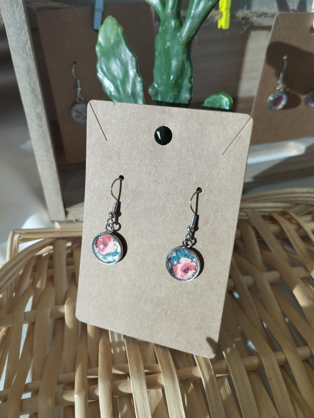 Boucles d&#039;oreilles pendantes (modèle unique) - red flowers
