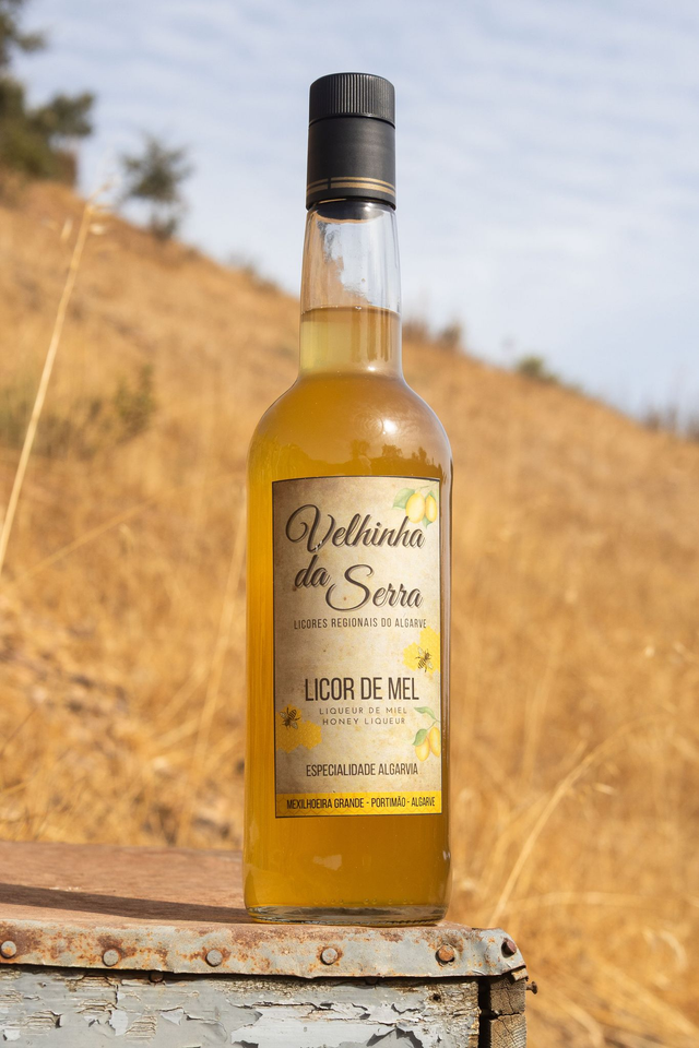 Velhinha da Serra Licor de Mel 70cl