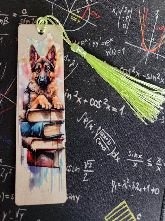 Marque page en Bois "chien flic book "   