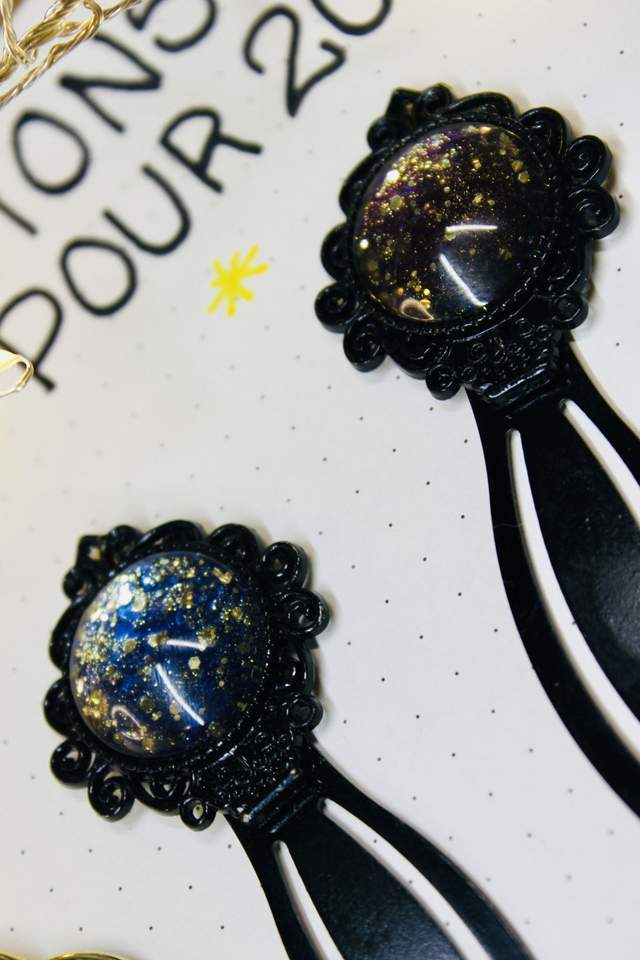 Marque page mon beau miroir Evasion céleste noir - Collection Poussières d'Étoiles