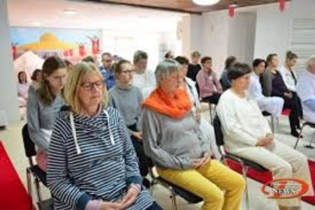 Meditation class in English