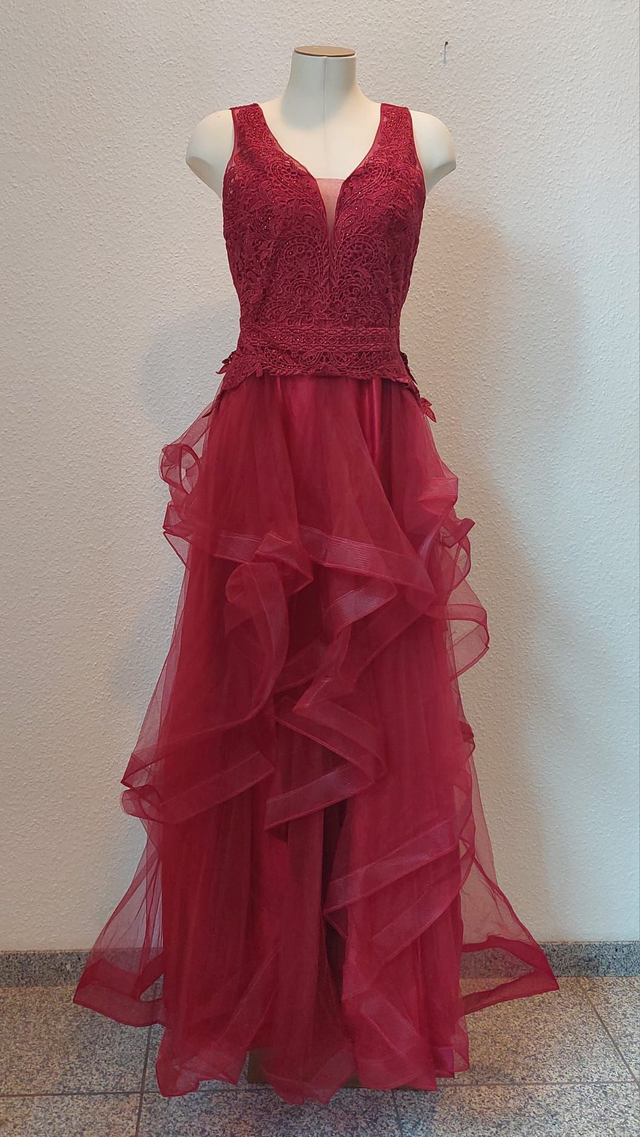 Abendkleid Rot mit Tül