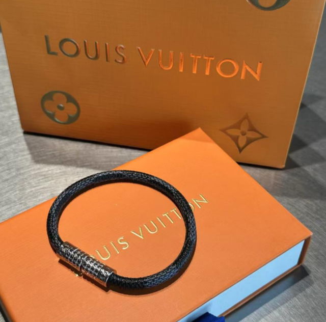 Bracelet DIGIT LV