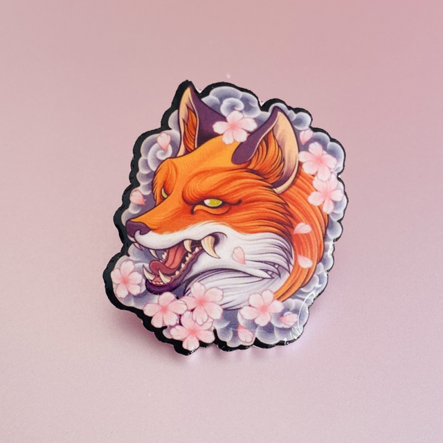 Pins Kitsune