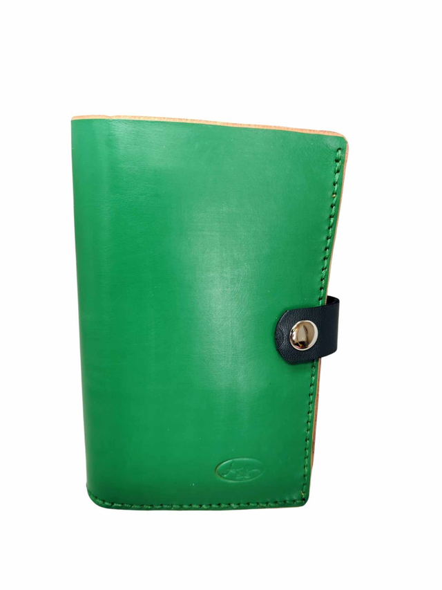 Portefeuille vertical - vert / asphalte