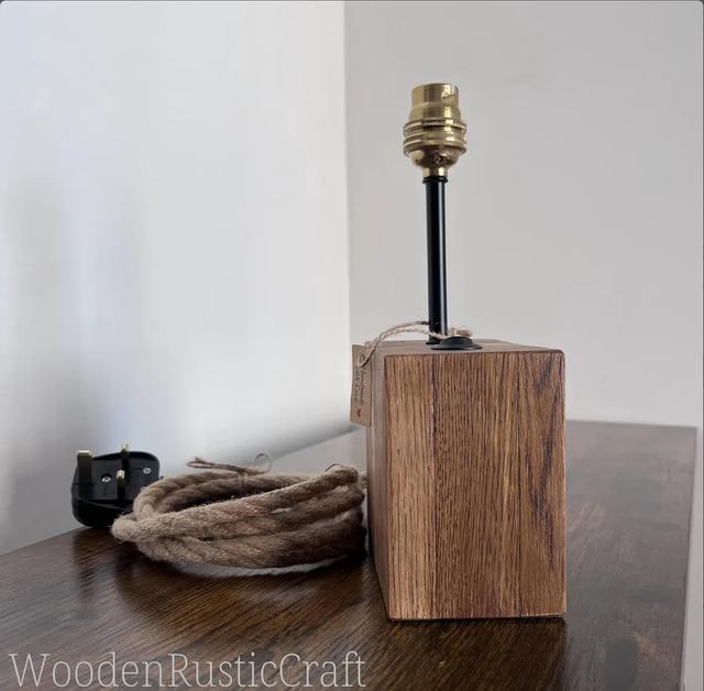 Character-Grain Solid Oak Lamp Base — Hand-Finished