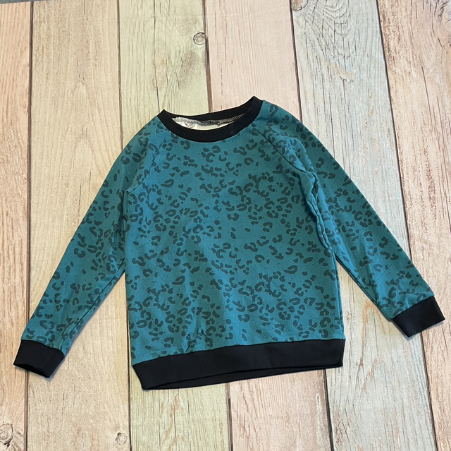 Sweater, Größe 122