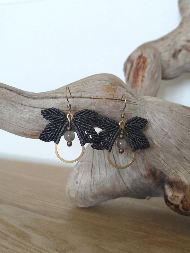 Boucles d'oreilles feuilles en macramé