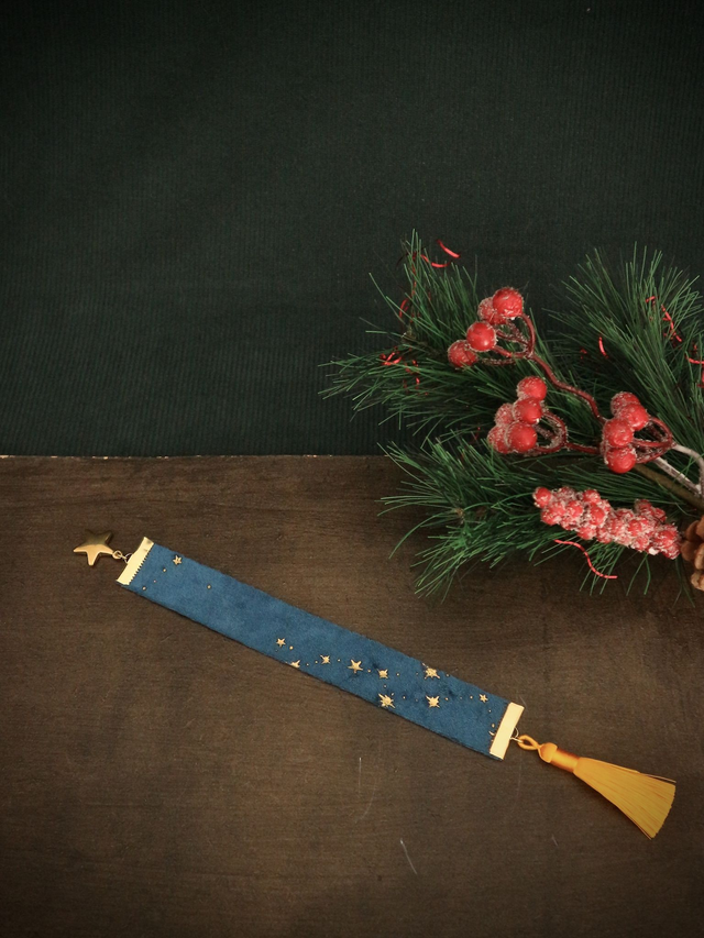 Velvet Tale Bookmark - Turquoise