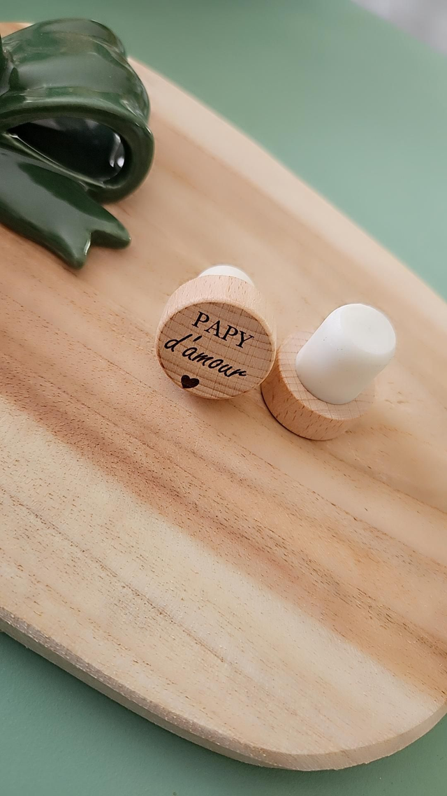 Bouchon de bouteille en bois gravé - "PAPY D'AMOUR"