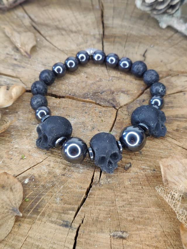 Bracelet homme tête de mort, pierre de lave et helatite