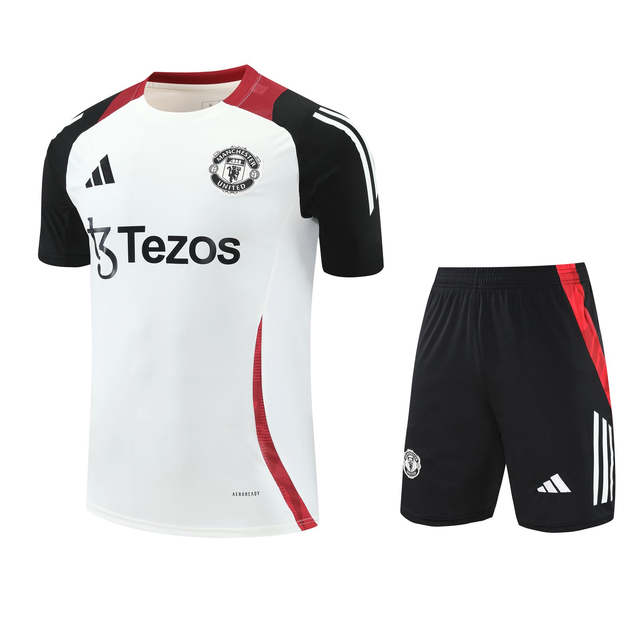 Conjunto completo Manchester United  PRE-PARTIDO - Versión Fan - 25-26