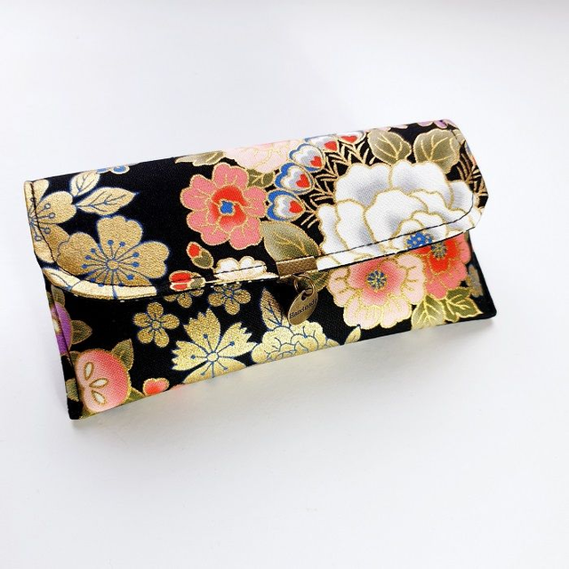 Étuis à lunettes sur mesure &quot;Kana&quot; noir doré