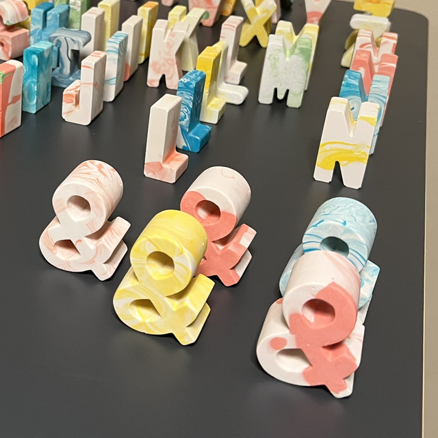 Symbols - ampersand &amp;