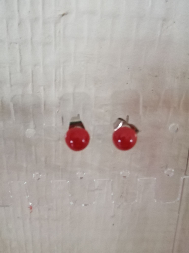 Puce d'oreille "Étincelle Rouge (0.5 cm)
