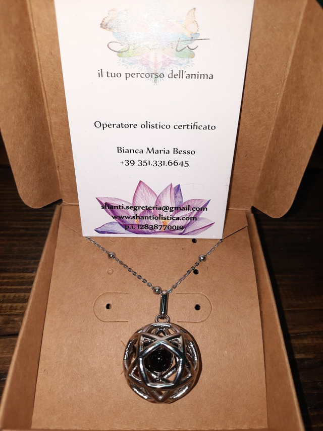 Amuleto donna pentasfera con cristallo