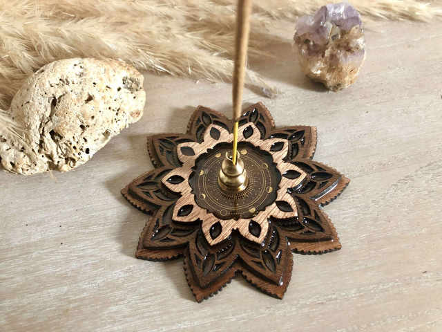 Porte encens ALTHARA batonnet _ planète