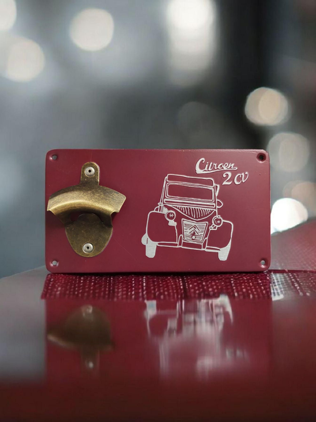 Décapsuleur mural  Citroën 2CV