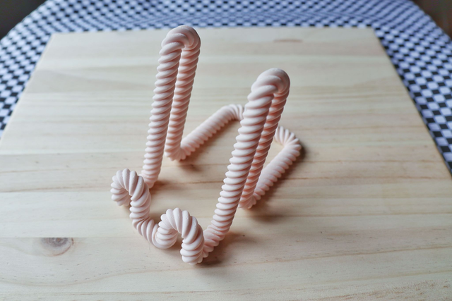 Sujeta móvil cuerda