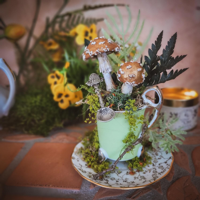 Sculpture fantastique - "Un thé a la table des fées"