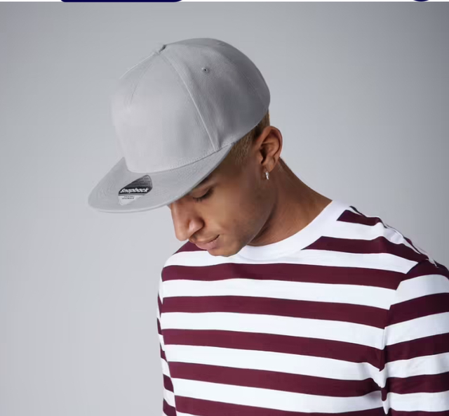 Casquettes modèle SnapBack 