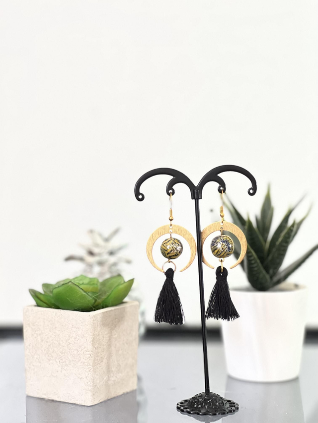 BO perle wax et pompom noir 