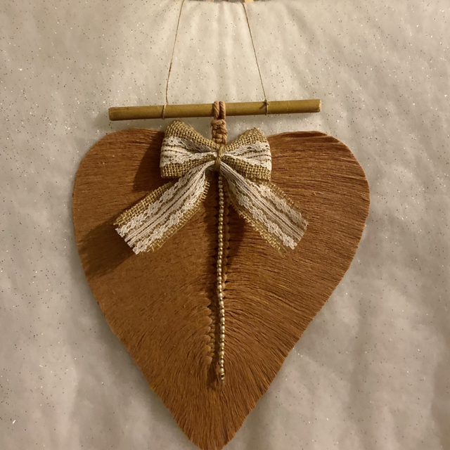 FEUILLE ruban et perles