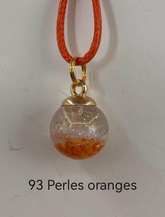 Collier Boule 093
