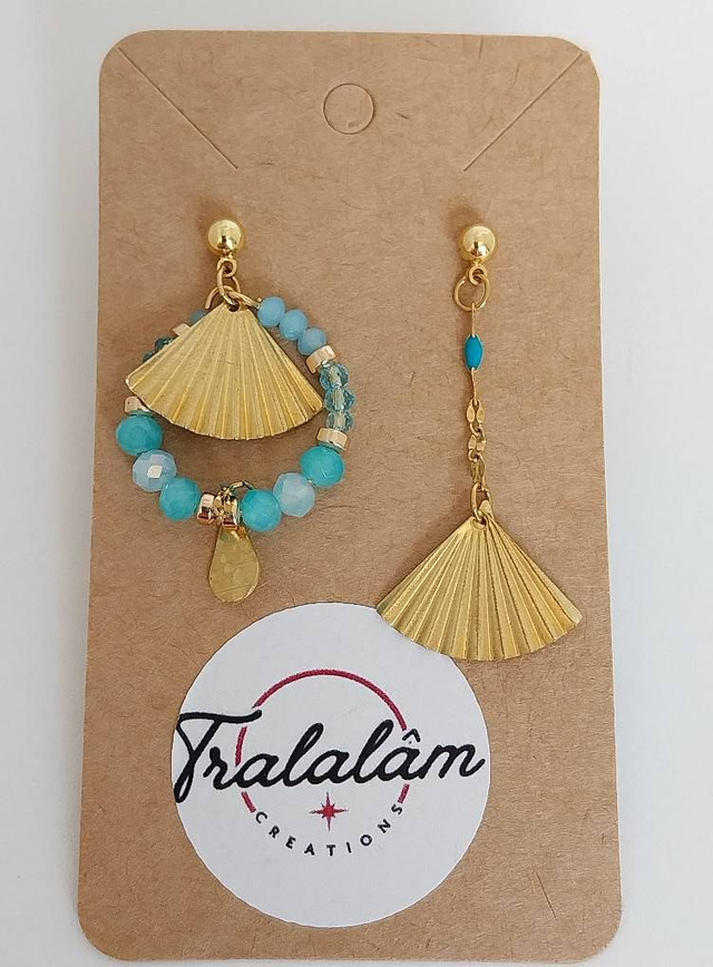 ✨Boucles d’oreilles "asymétriques turquoise fines"✨