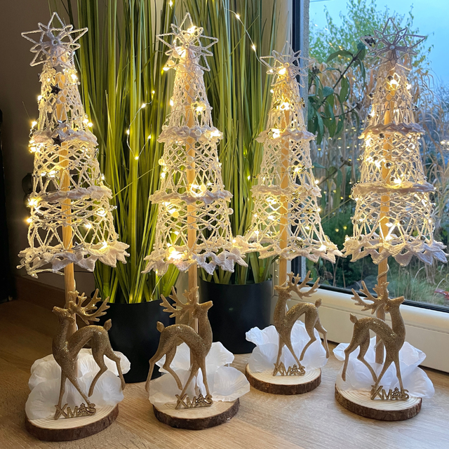 Szydełkowa choinka 3D z kordonka bawełnianego ze światełkami LED 🎄