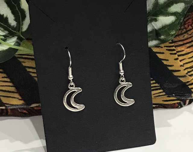 Silver Dangling Earrings- SDE38