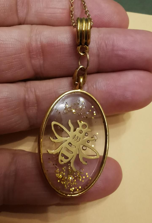 Pendentif abeille 