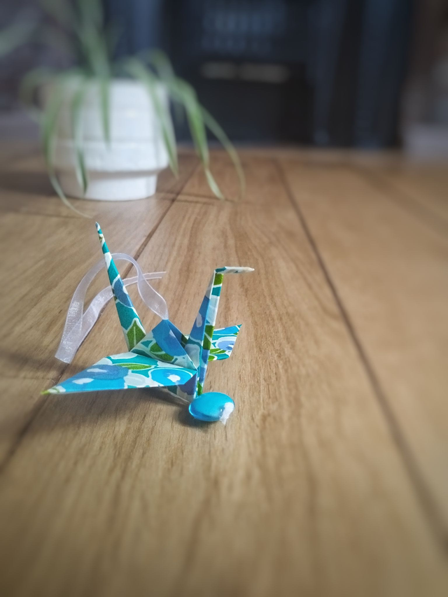 Suspension Origami – Grue de la Paix