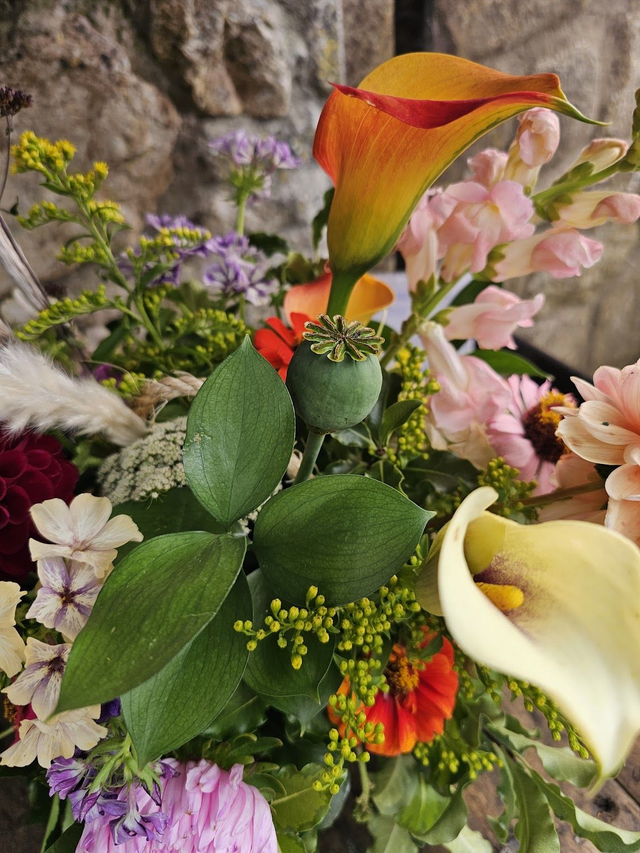 Eco-Friendly Table Arrangement ~ Monday 12th May - 10.30am - 12.30pm