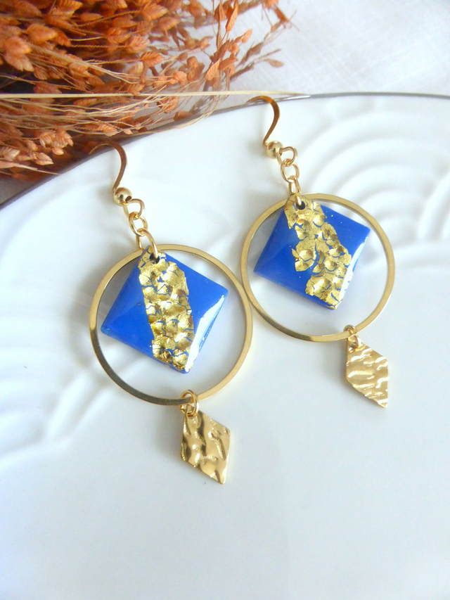 Boucles d&#039;oreilles pendantes bleues- Nuit dorée