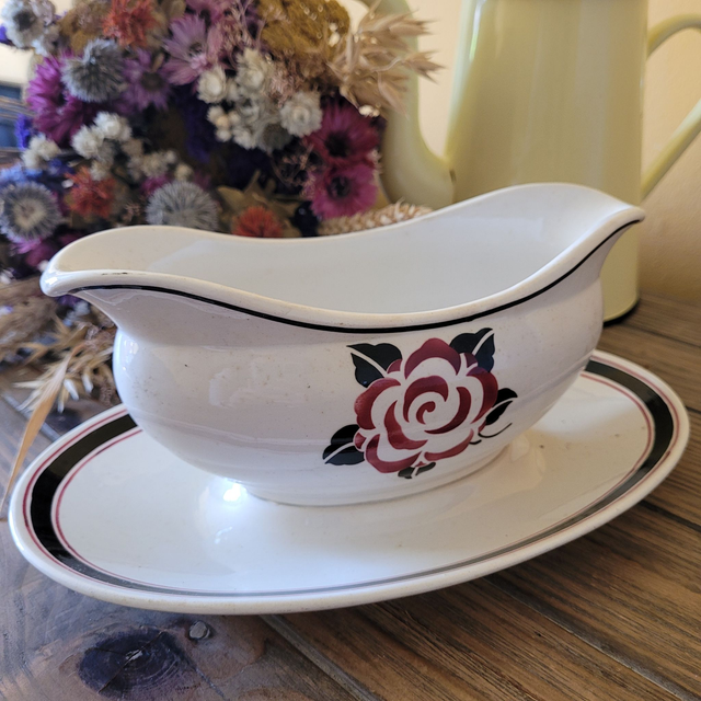 X Saucière Sarreguemines modèle Noyon décor de rose noire et bordeaux