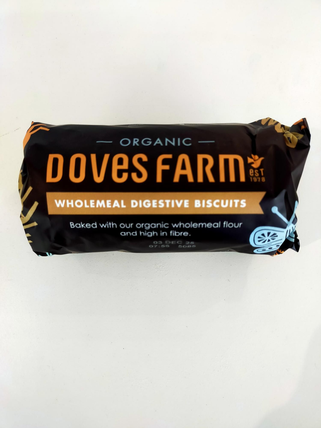 Organic Wholemeal Digestive Biscuits 200g (Doves Farm) 12031