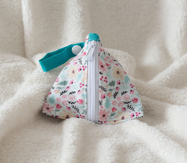 Range-tétine Églantine