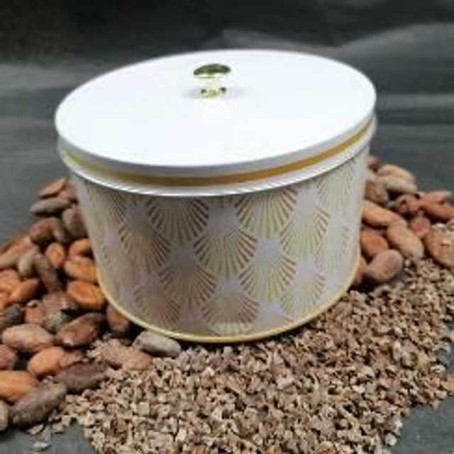 Boîte métal gourmande doré