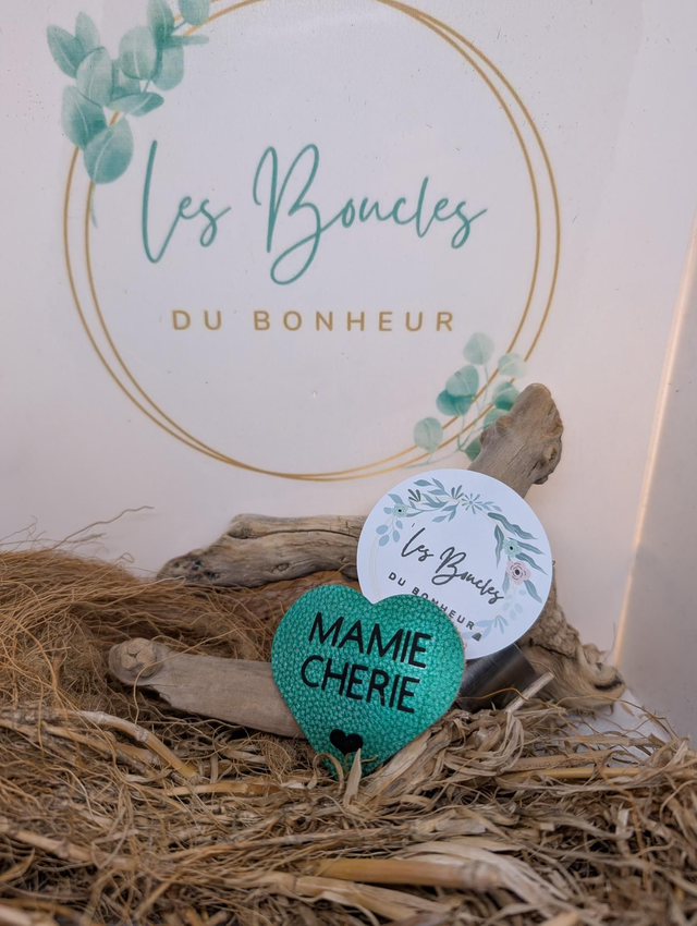 Broche personnalisée Mamie chérie br050