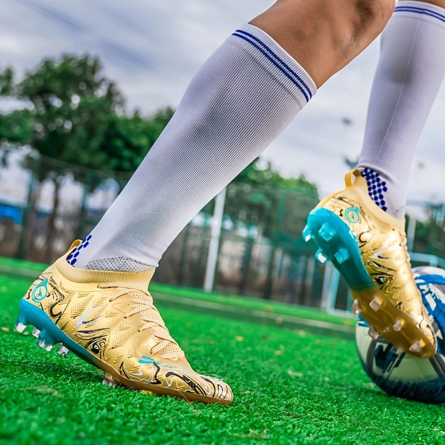 Unisex High-End Lightweight Soccer Cleats 
