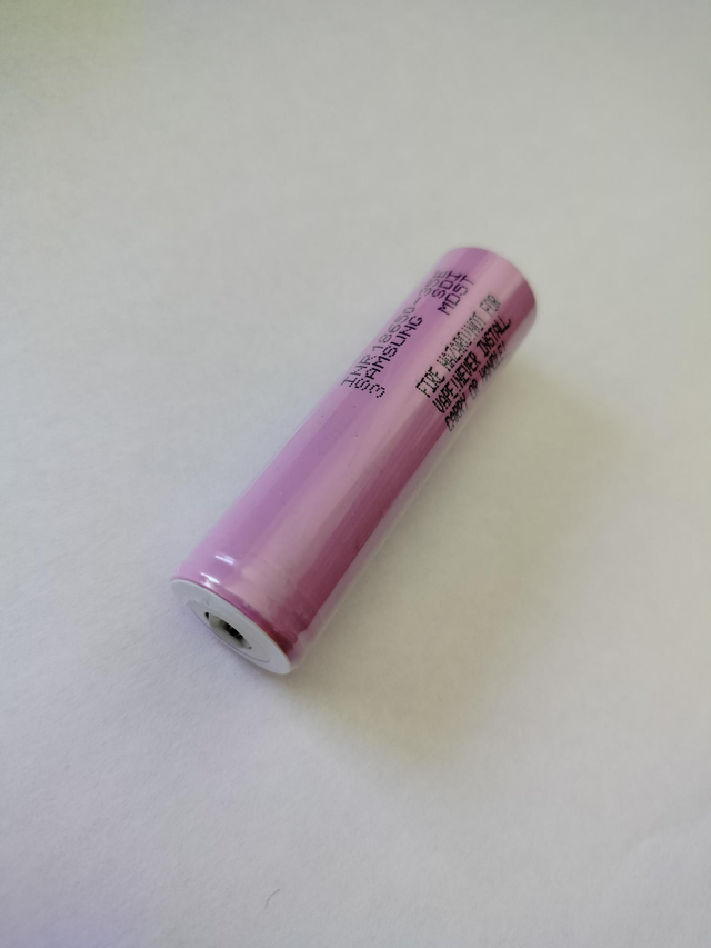 Acumulador SAMSUNG INR18650-35E con terminal