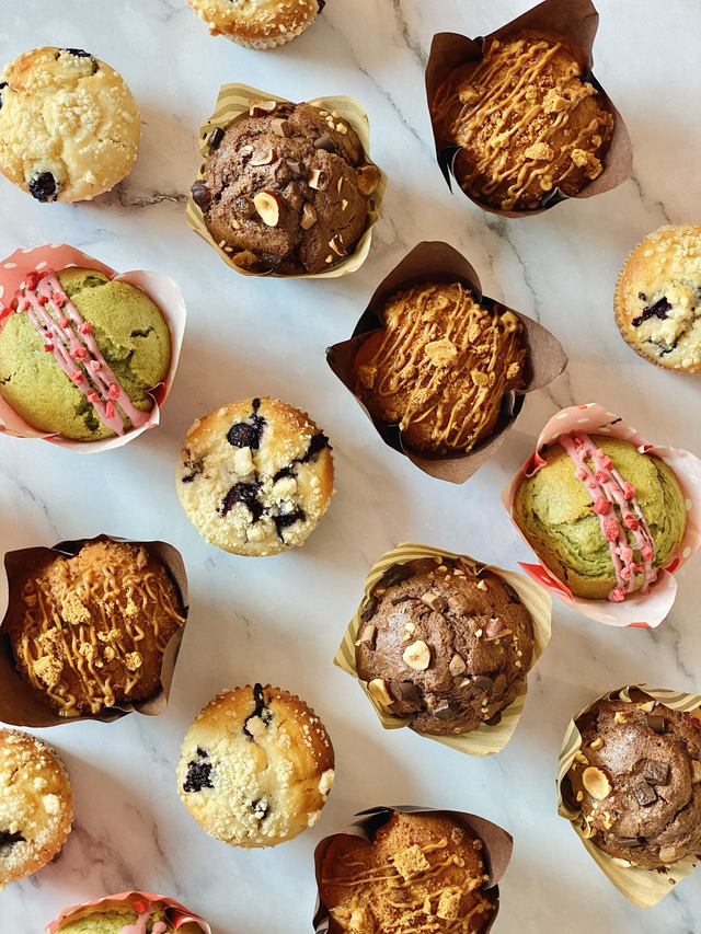 Deluxe Muffins Box (Box of 6) 