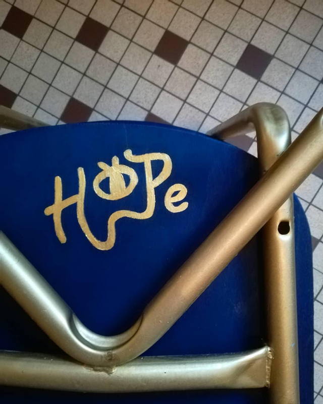 CHAISE MAGICAL POPOTIN