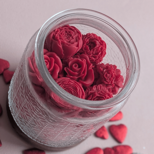 🌸 Coffret de 28 fondants – Linge Frais