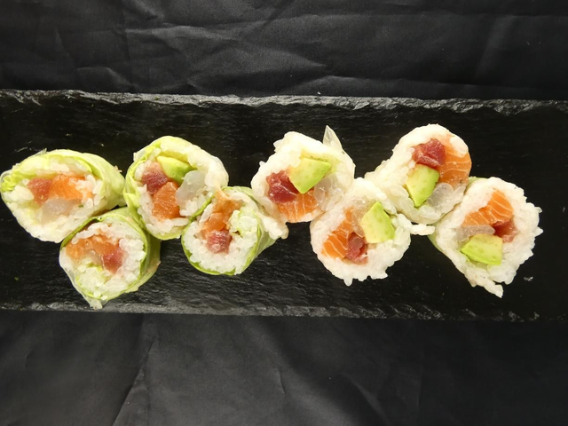 Springe roll  daurade saumon mangue 