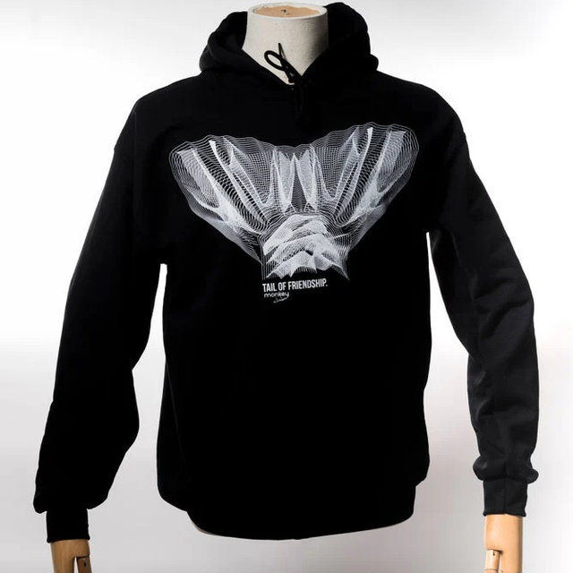 TAIL OF FRIENDSHIP HOODIE I BLACK