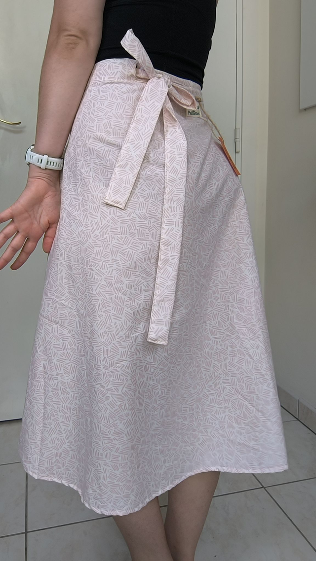Jupe portefeuille upcyclée motif rose géométrique - Taille unique